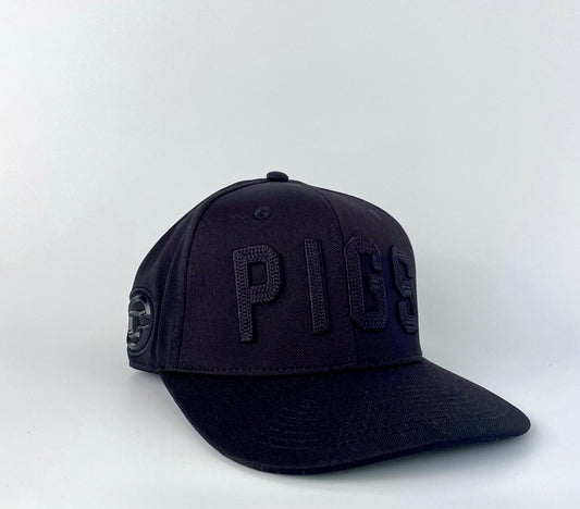 The MONOCHROMATIC "OG" PIGS - Black - Snapback - Flat Bill