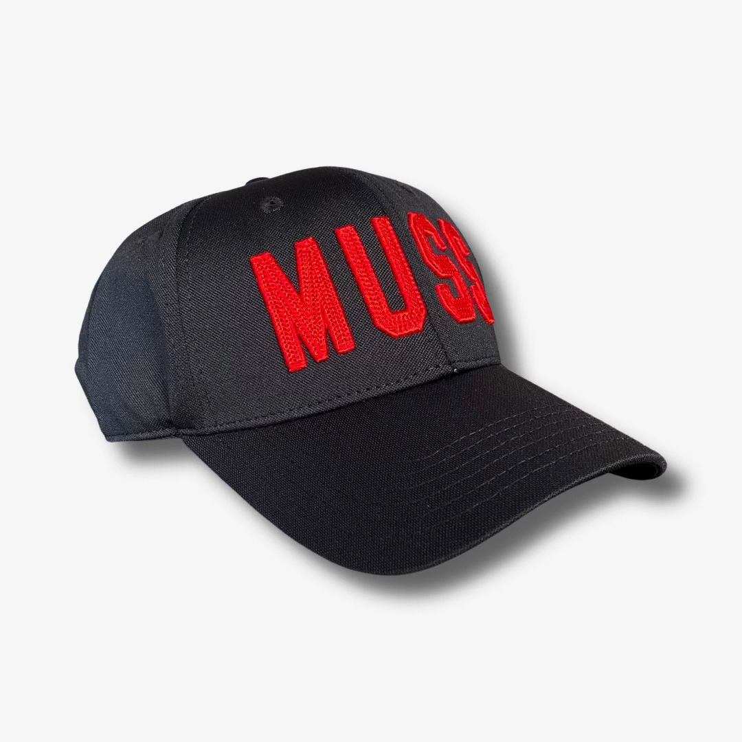 MUSS- Black - Snapback - Curved Bill